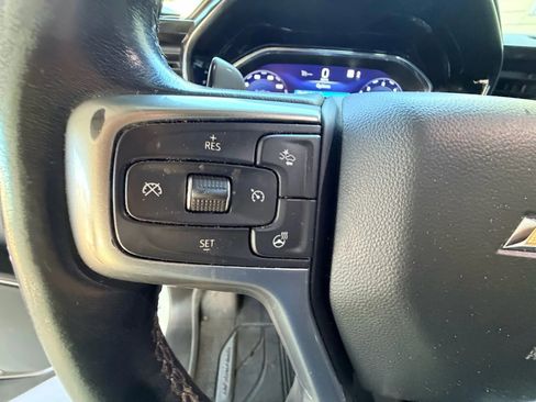 Used 2022 Chevrolet Silverado 1500 LTZ image 17