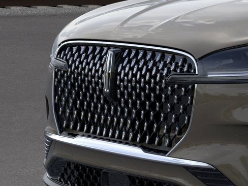 New 2026 Lincoln Aviator AWD image 17