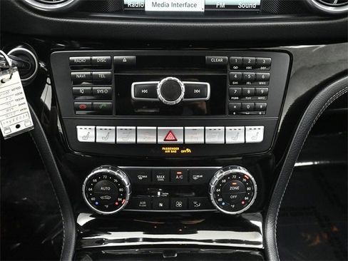 Used 2015 Mercedes-Benz SL 550 w/ White Arrow Edition image 27