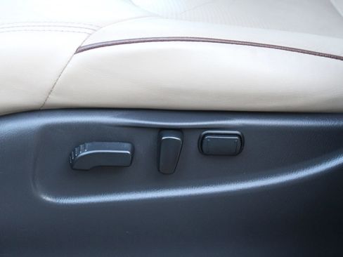 Used 2017 Nissan Armada SL image 24