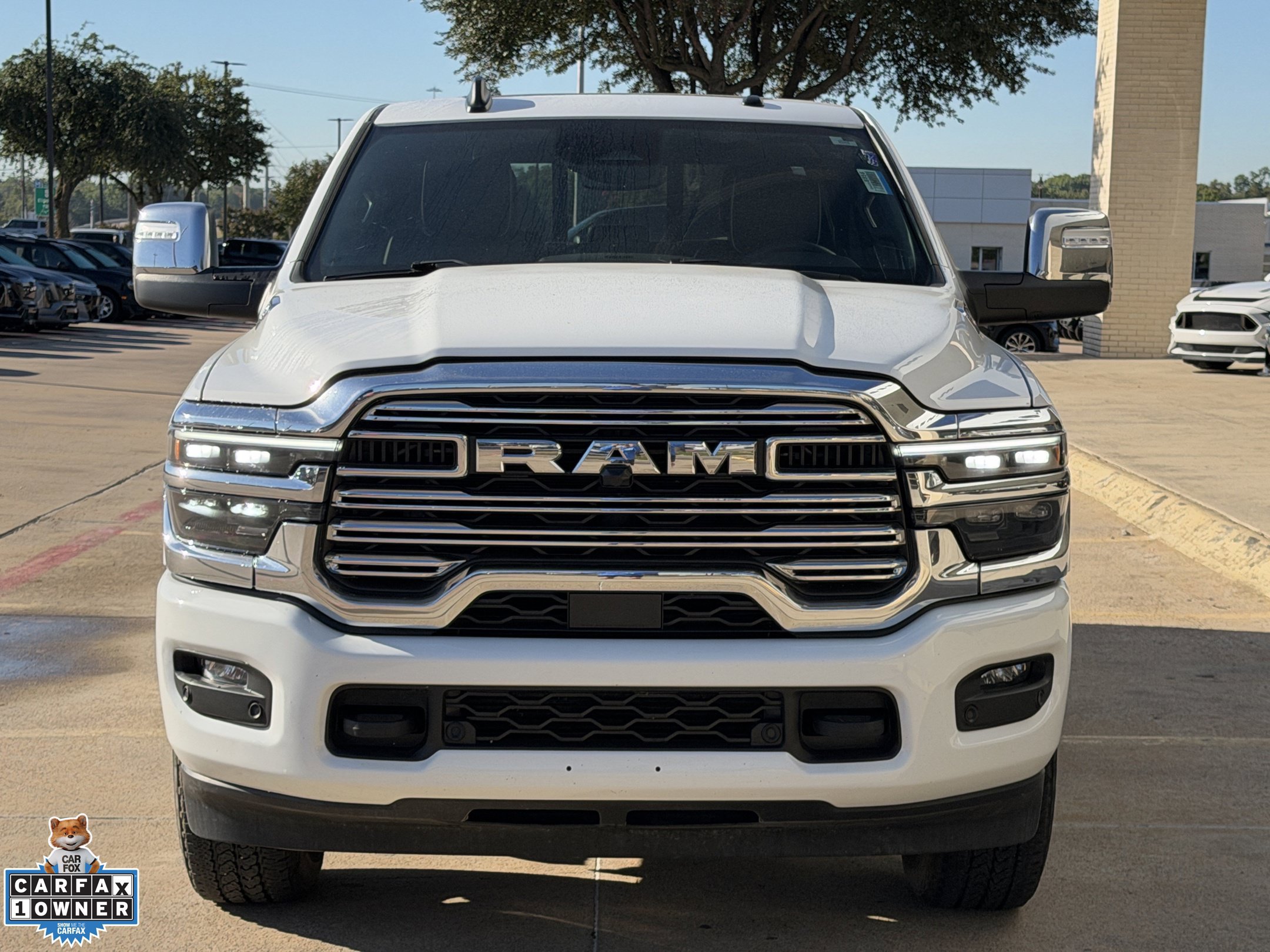 Used 2025 RAM 2500 Laramie AWD/4WD image 3
