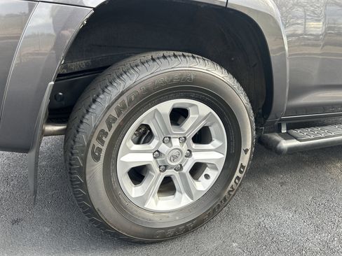 Used 2022 Toyota 4Runner SR5 Premium image 34