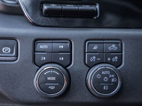 Used 2024 Chevrolet Silverado 1500 ZR2 w/ Technology Package image 50