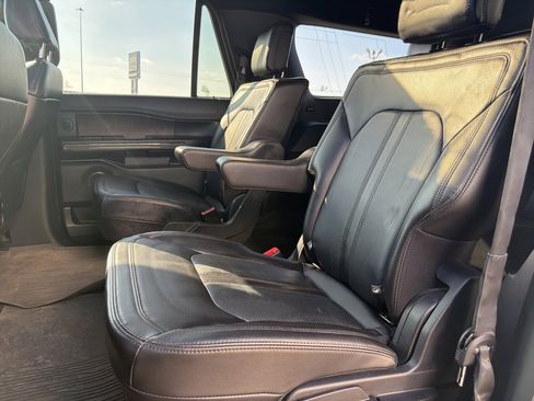 Used 2021 Ford Expedition Max Limited image 13