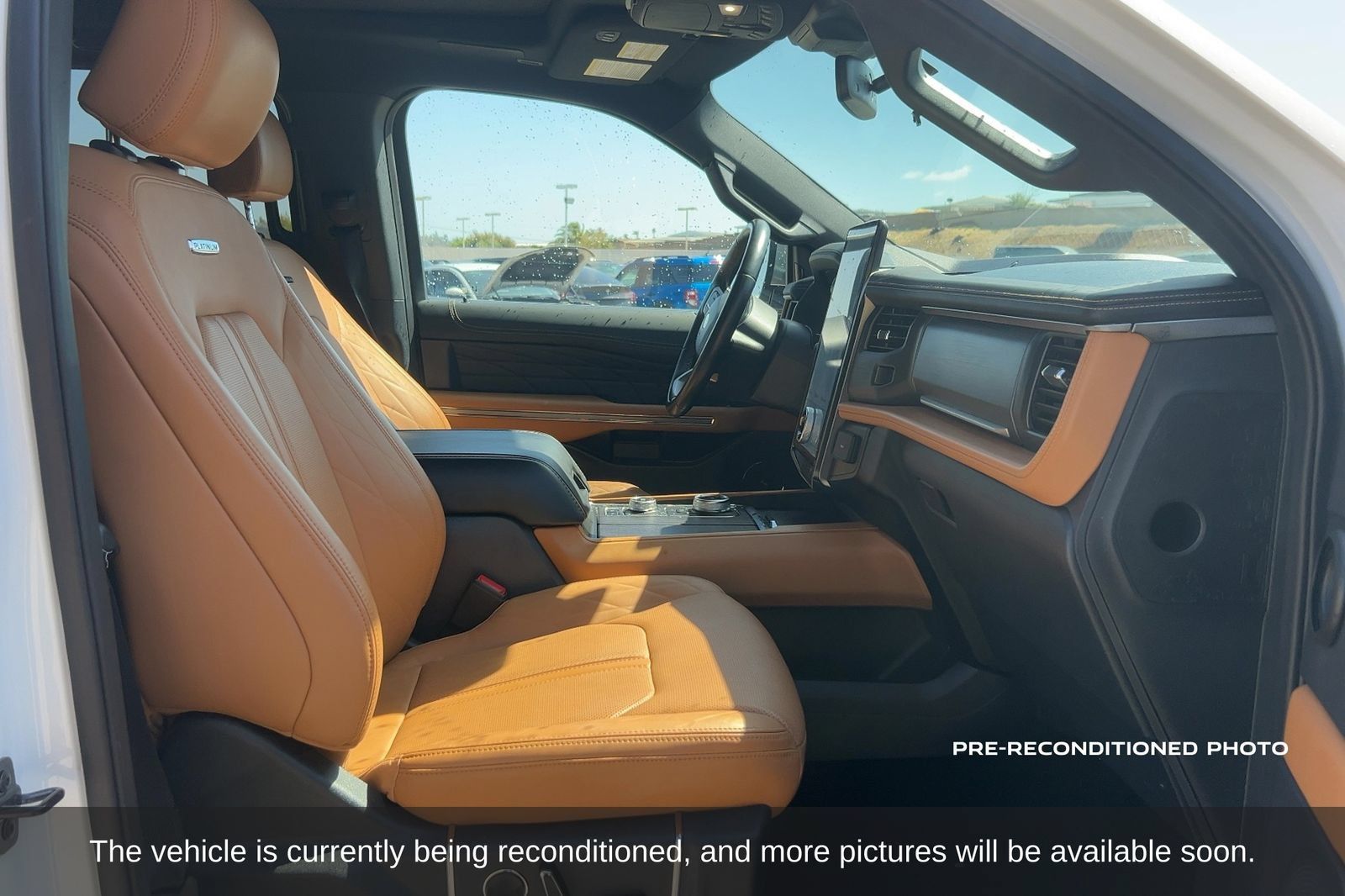 Used 2024 Ford Expedition Max Platinum AWD/4WD image 15