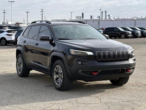 Used 2020 Jeep Cherokee Trailhawk w/ Cold Weather Group image 8