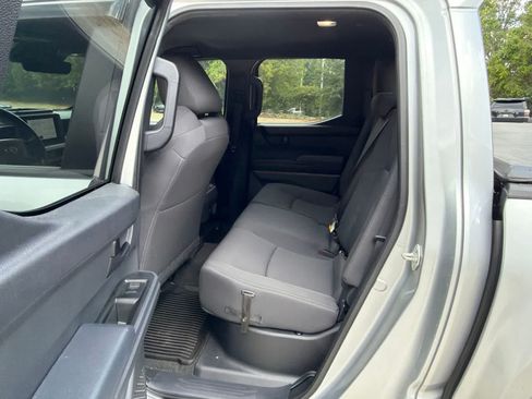Used 2024 Toyota Tacoma SR5 AWD/4WD image 16