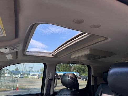Used 2012 GMC Yukon XL Denali AWD/4WD image 13