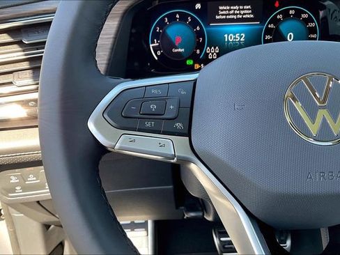 New 2025 Volkswagen Atlas SEL Premium R-Line image 18