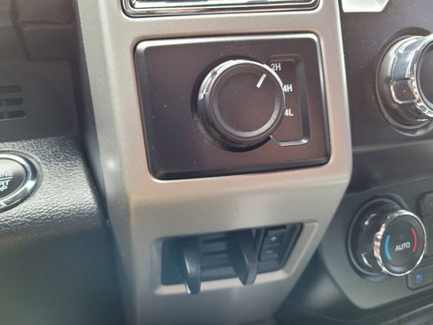 Used 2020 Ford F350 Lariat w/ Lariat Ultimate Package image 19