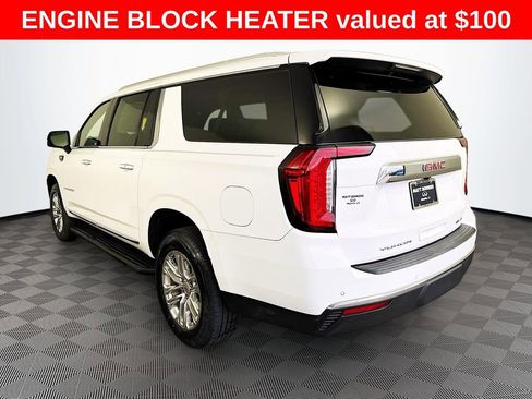 Used 2022 GMC Yukon XL SLT w/ SLT Luxury Package image 7