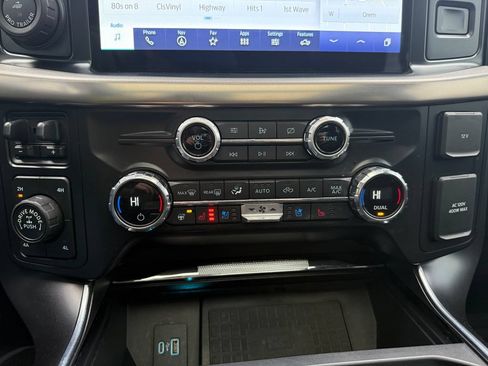 Used 2021 Ford F150 Raptor w/ Equipment Group 801A High AWD/4WD image 40