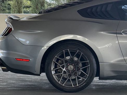 Used 2021 Ford Mustang Coupe image 6