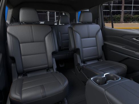 New 2026 Chevrolet Traverse High Country w/ LPO, Floor Liner Package image 17