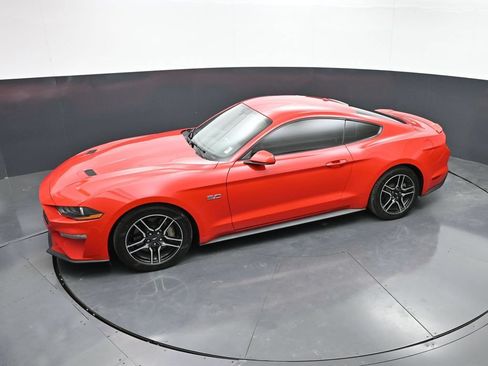 Used 2019 Ford Mustang GT RWD image 31