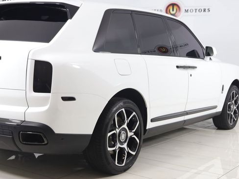Used 2024 Rolls-Royce Cullinan Black Badge AWD/4WD image 79