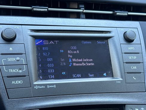 Used 2014 Toyota Prius Three FWD image 25