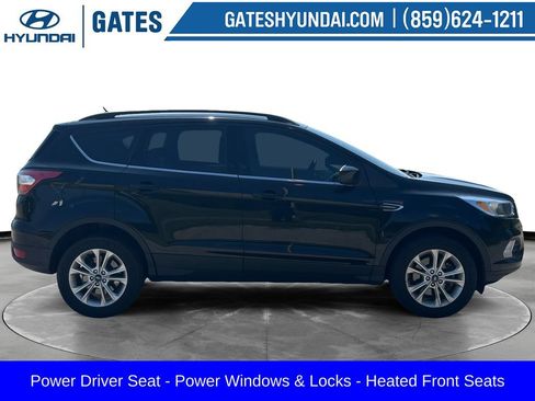Used 2018 Ford Escape SE AWD/4WD image 3