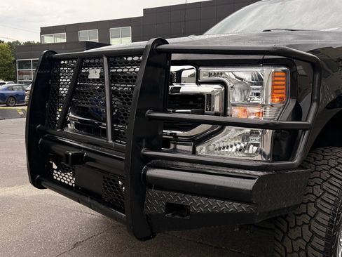 Used 2022 Ford F250 Lariat w/ Lariat Ultimate Package AWD/4WD image 8