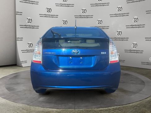 Used 2011 Toyota Prius Two image 4