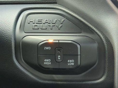 Certified 2026 RAM 3500 Big Horn AWD/4WD image 26