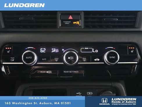 Used 2023 Honda Pilot Sport image 26