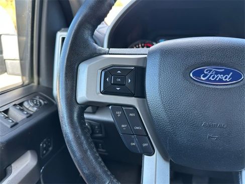 Used 2019 Ford F150 Lariat w/ Trailer Tow Package image 23