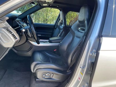 Used 2019 Land Rover Range Rover Sport SVR image 16