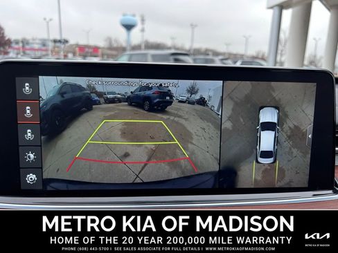 Used 2020 Kia K900 Luxury w/ VIP Package image 28