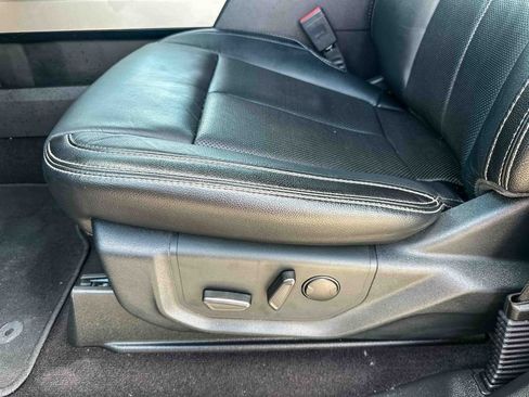 Used 2020 Ford F150 Lariat RWD image 15