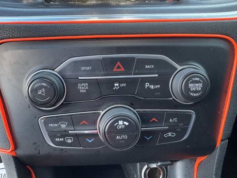 Used 2016 Dodge Charger R/T Scat Pack w/ Beats Audio Group image 21