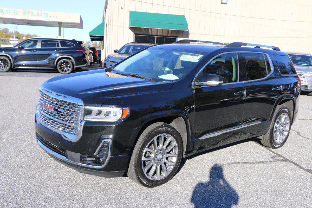 Used 2023 GMC Acadia Denali w/ Denali Ultimate Package FWD image 1