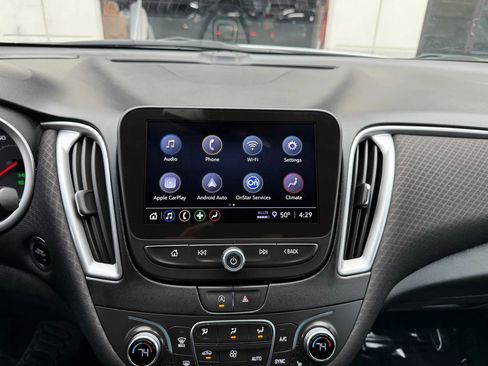 Used 2023 Chevrolet Malibu LT image 32