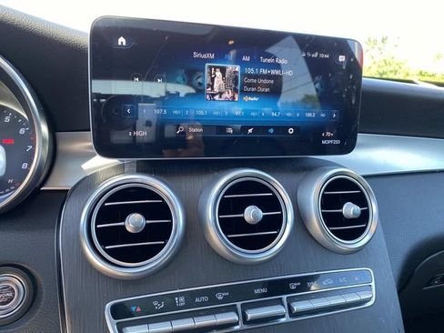 Used 2021 Mercedes-Benz GLC 300 4MATIC image 12