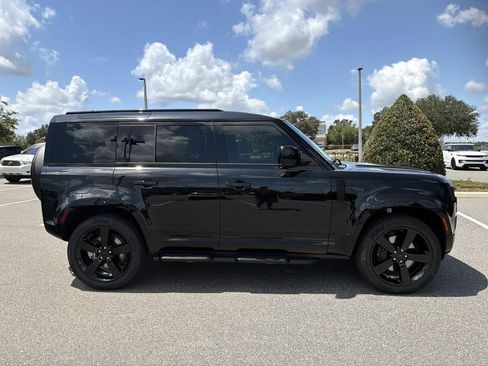 New 2026 Land Rover Defender 110 X-Dynamic SE AWD/4WD image 6