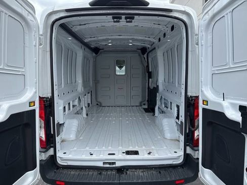 Used 2025 Ford Transit 250 148 Medium Roof Extended AWD image 19