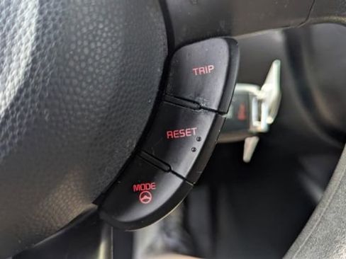 Used 2016 Kia Soul + image 27