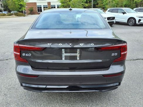 Certified 2025 Volvo S60 B5 Plus image 4