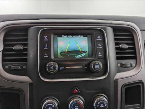 Used 2017 RAM 2500 Tradesman w/ Chrome Appearance Group image 27