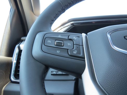 New 2025 GMC Sierra 2500 Denali w/ Denali Reserve Package image 26