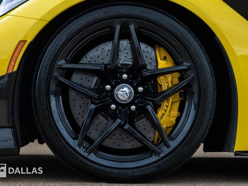 Used 2019 Chevrolet Corvette ZR1 RWD image 9