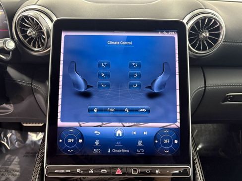 Used 2022 Mercedes-Benz SL 63 AMG 4MATIC image 20