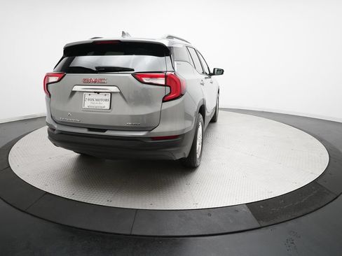 Used 2024 GMC Terrain SLE w/ Driver Convenience Package AWD/4WD image 13