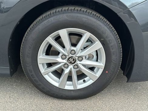 New 2026 Toyota Camry LE image 12