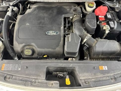 Used 2015 Ford Explorer XLT w/ Equipment Group 202A FWD image 19