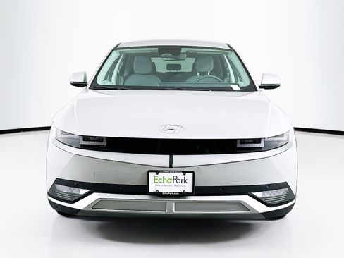 Used 2024 Hyundai Ioniq 5 SEL RWD image 2