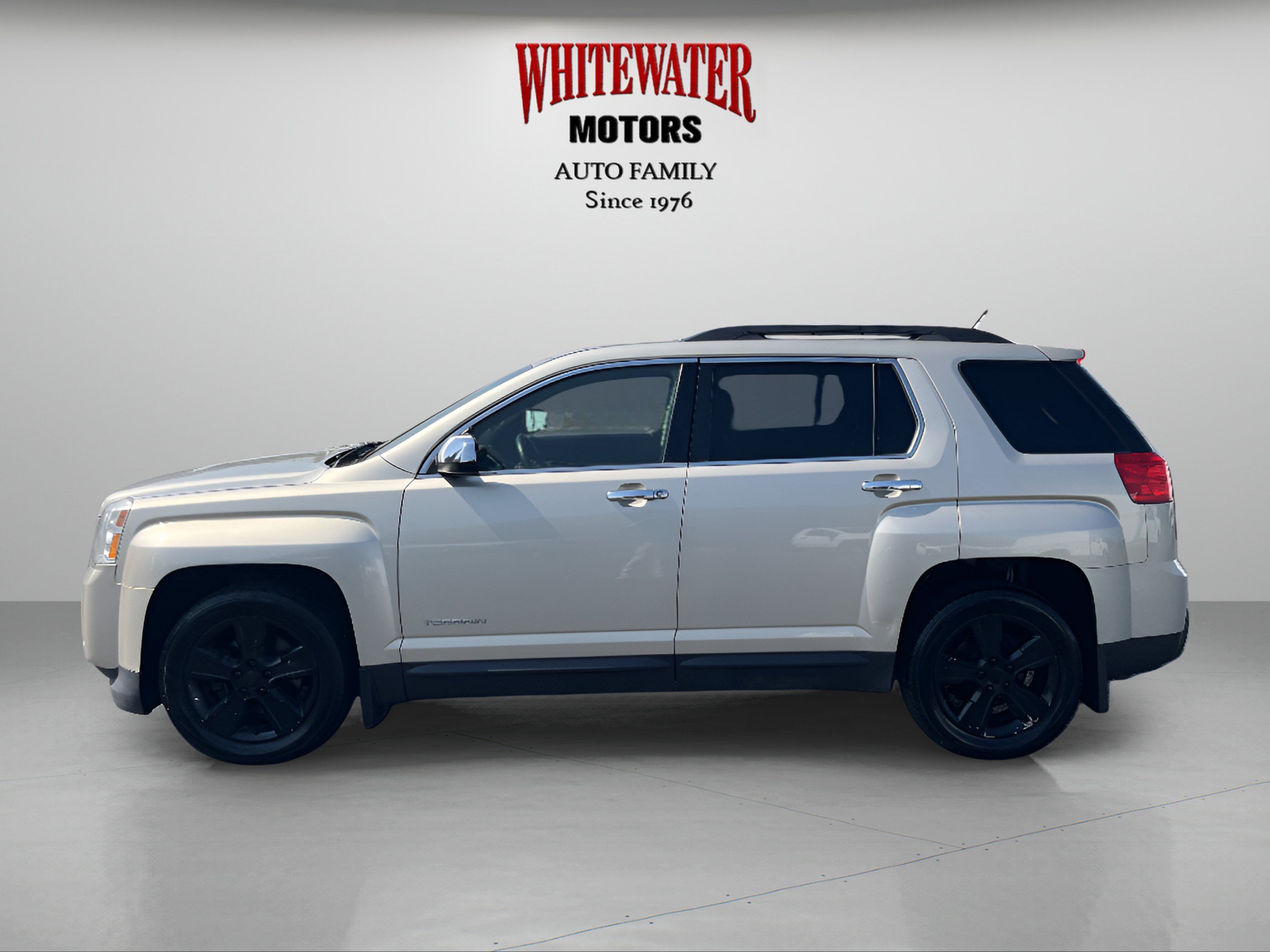 Used 2015 GMC Terrain SLT w/ Chrome Edition AWD/4WD image 2