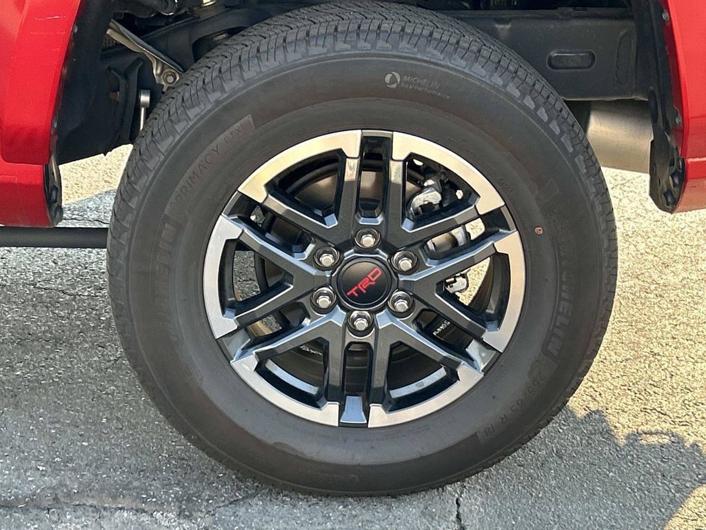 Used 2025 Toyota Tacoma TRD Sport RWD image 13