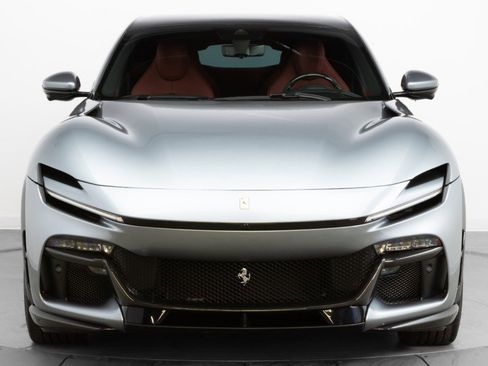 Used 2025 Ferrari Purosangue image 10
