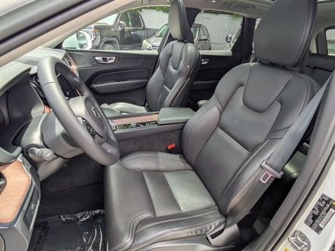 Certified 2023 Volvo XC60 B5 Ultimate w/ Protection Package Premier FWD image 13